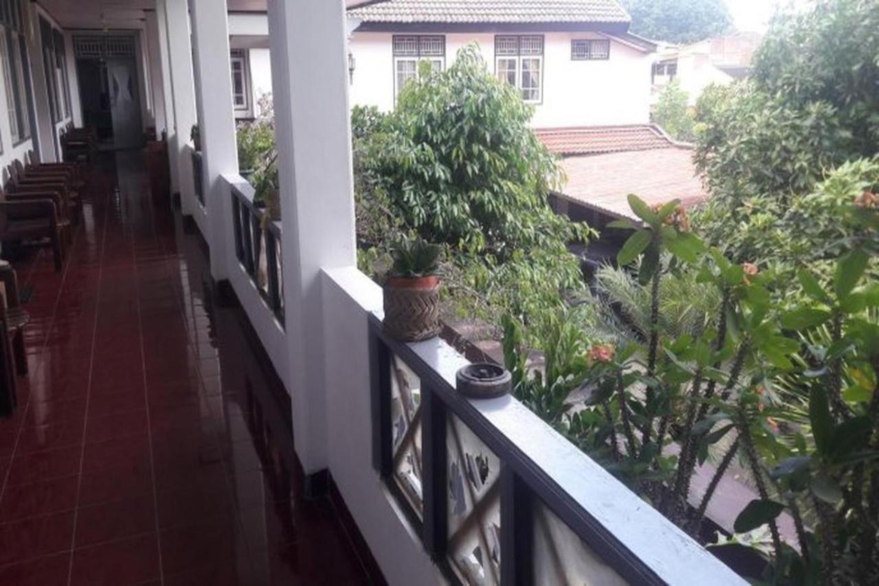Hotel Airlangga Mataram Exterior foto