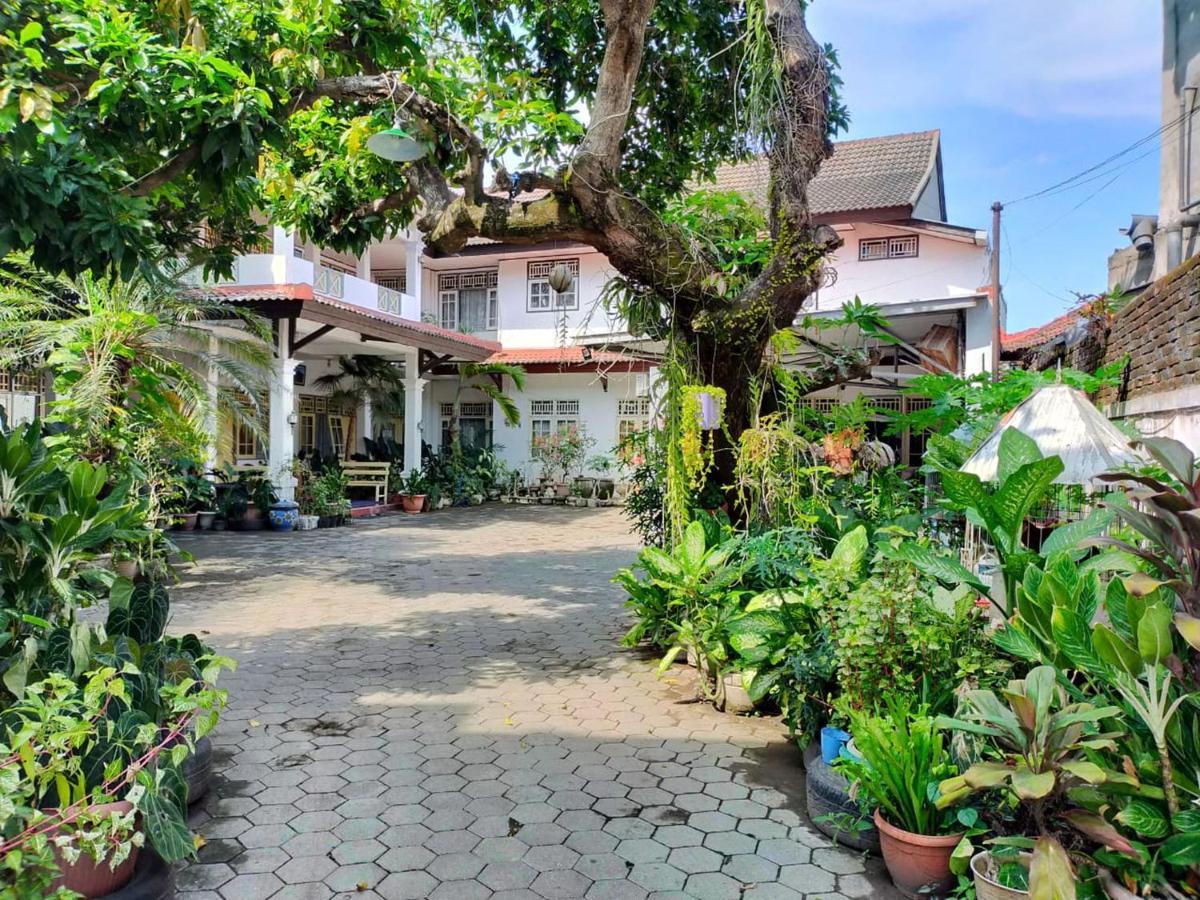 Hotel Airlangga Mataram Exterior foto